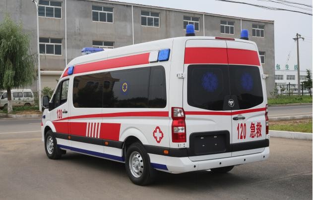 海丰县救护车护送